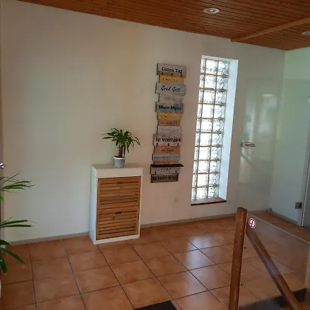 Zwoelfenstein Mit 3 Dtv Sternen Ausgezeichnet بيت للعطل